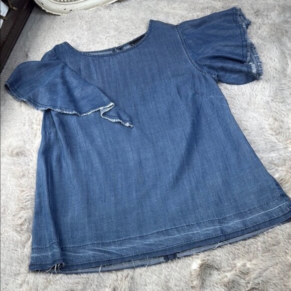 Bobeau Blue Denim Top with Frayed Sleeves - Picture 2 of 8